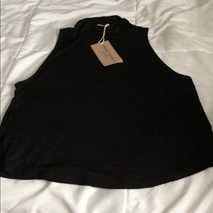 ❤️Sale❤️ NWT Lulu’s black Sleeveless turtleneck